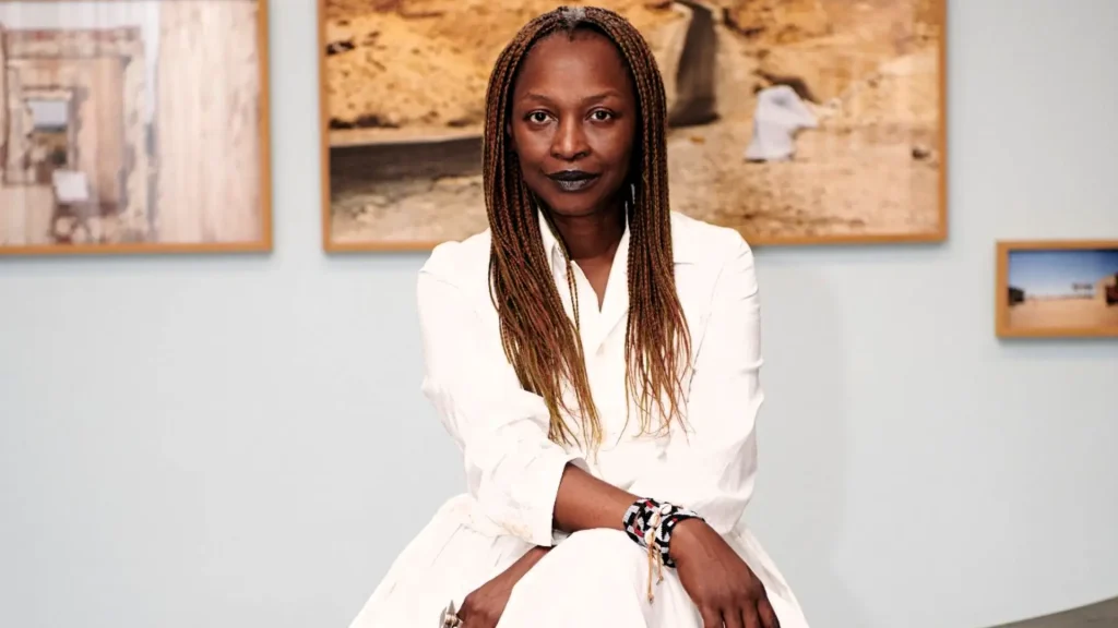 Koyo Kouoh – curatore d'arte camerunense-svizzero della Biennale di Venezia 2026